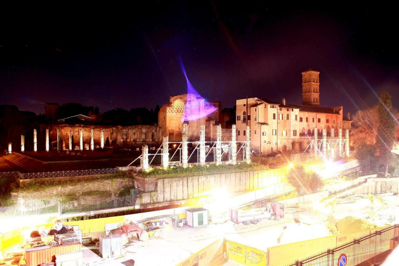 Balcony Colosseum View Rom Exterior foto