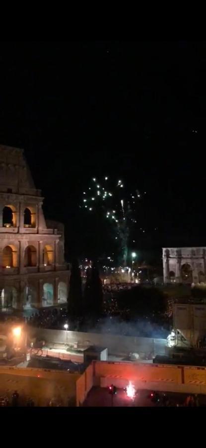 Balcony Colosseum View Rom Exterior foto